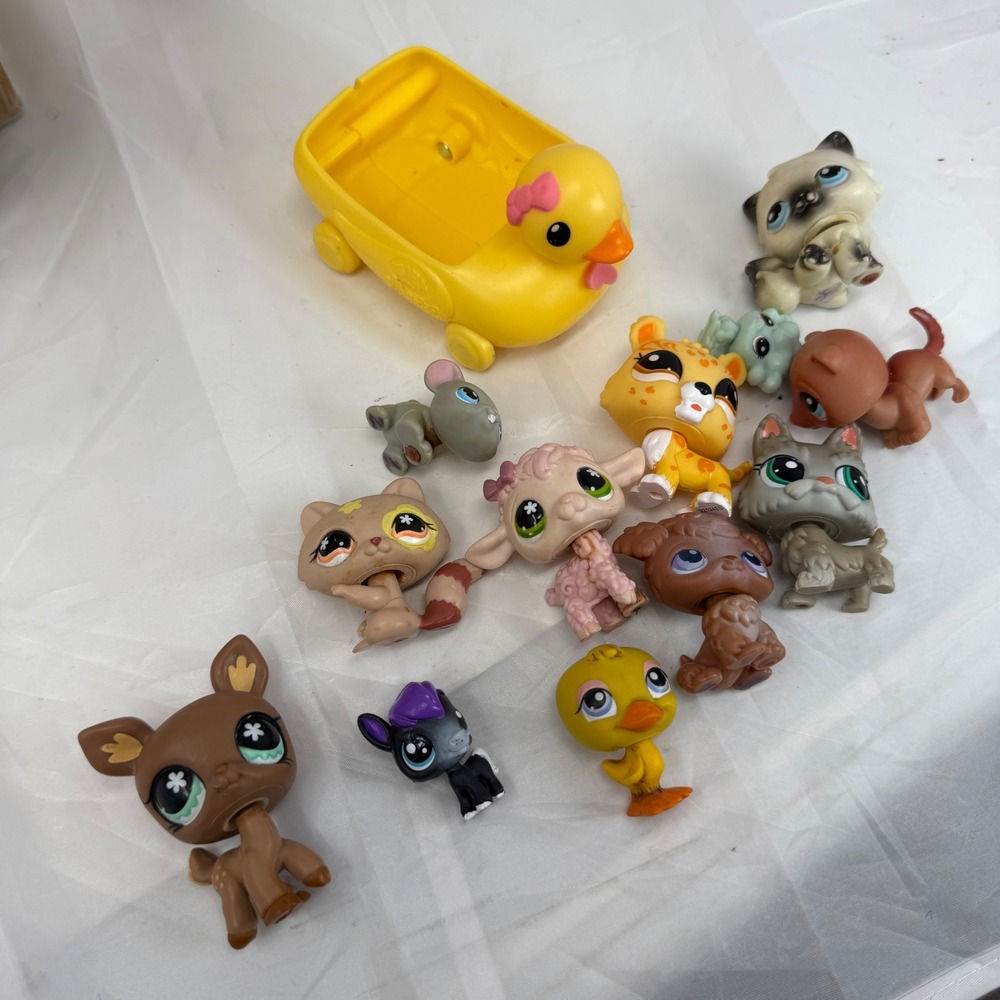 Hasbro Littlest Pet Shop LPS Figure Lot with Zapf Creation Duck Stroller Vehicle